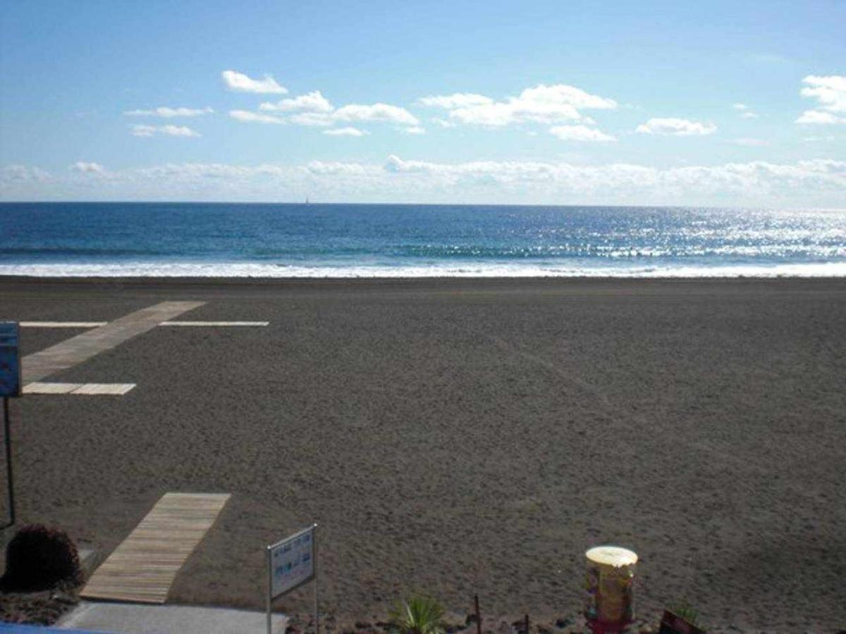 Piso En Primera Linea Con Vistas Directas Al Mar Меленара Екстериор снимка