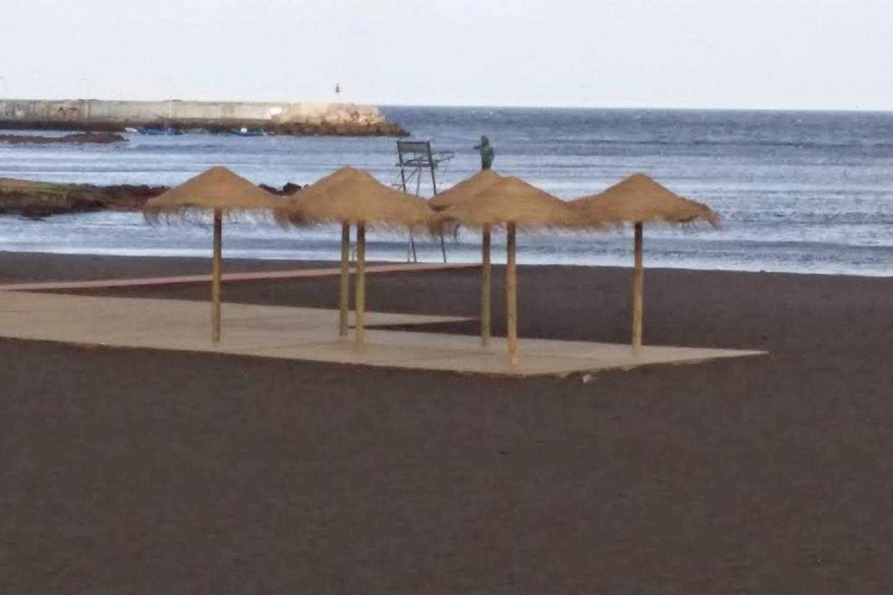Piso En Primera Linea Con Vistas Directas Al Mar Меленара Екстериор снимка